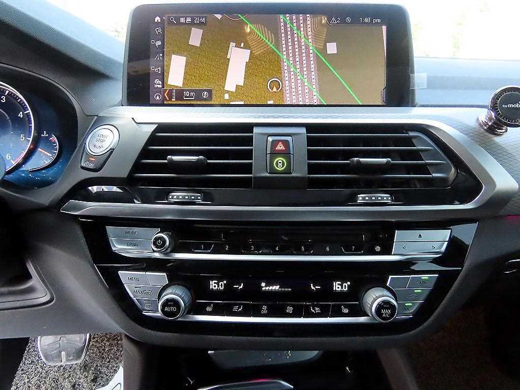 BMW X4 — photo 13
