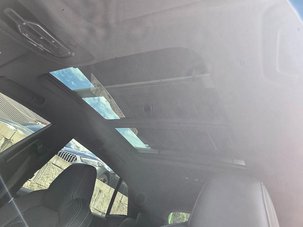 Audi Q8 — photo 14