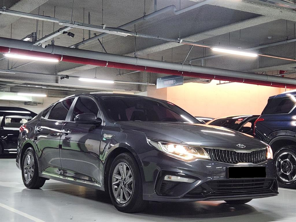 Kia K5 — photo 02