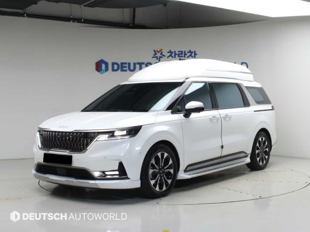 Kia Carnival — photo 01