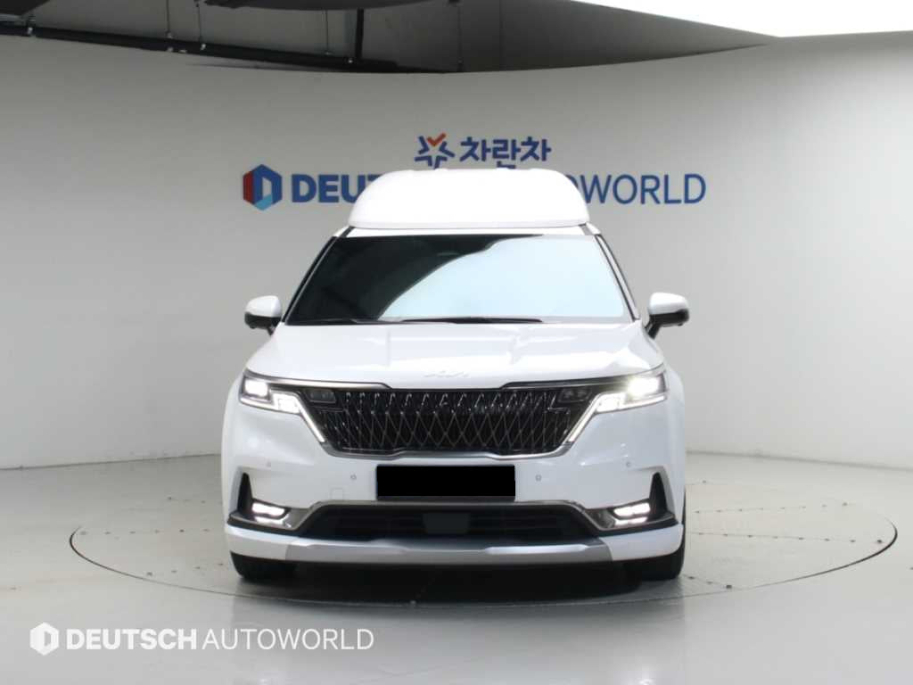 Kia Carnival — photo 03