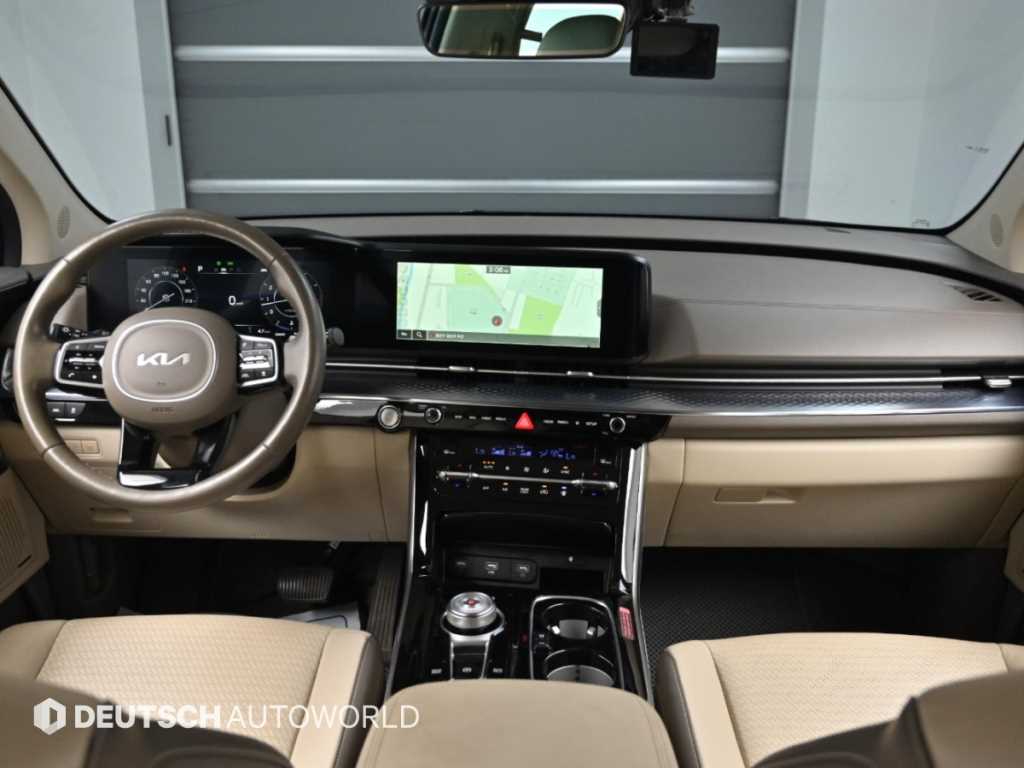 Kia Carnival — photo 07