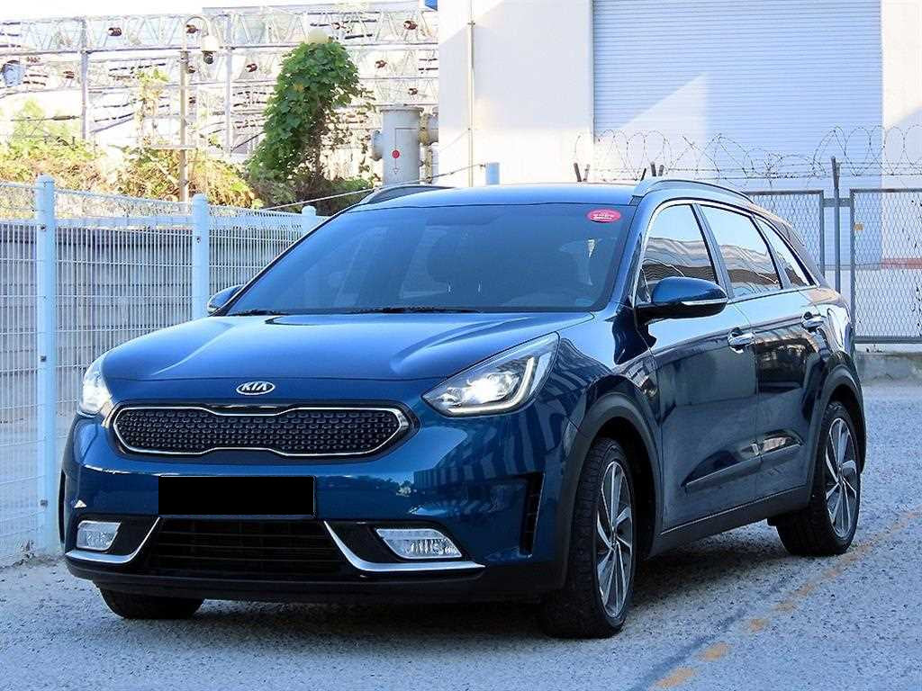 Kia Niro — photo 02