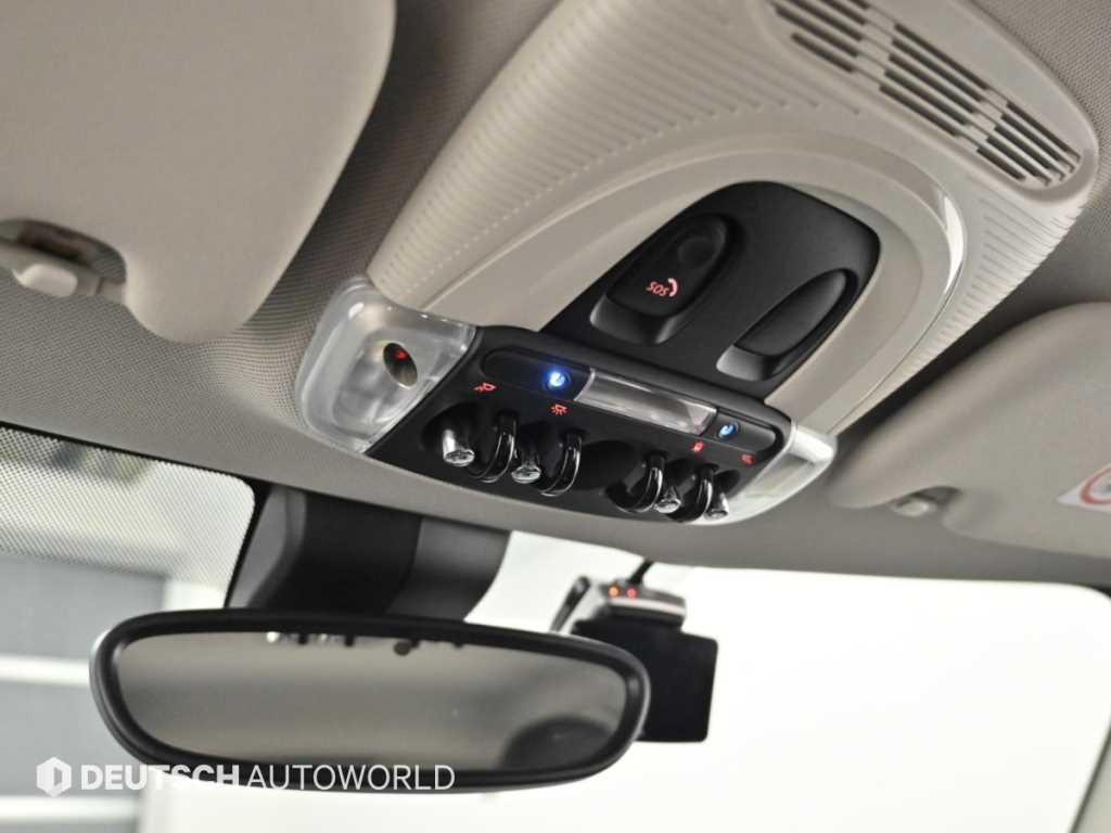 Mini Cooper — photo 18