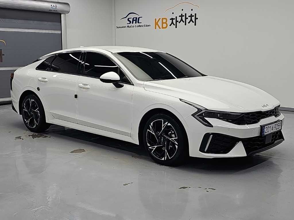 Kia K5 — photo 04