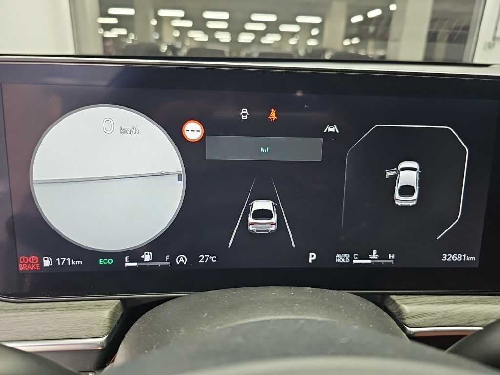 Kia K5 — photo 06