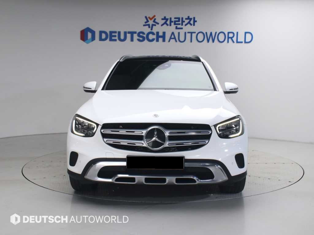 Mercedes-Benz GLC-Class — photo 01