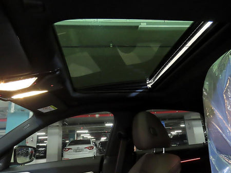BMW i4 — photo 16