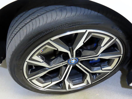 BMW i4 — photo 20