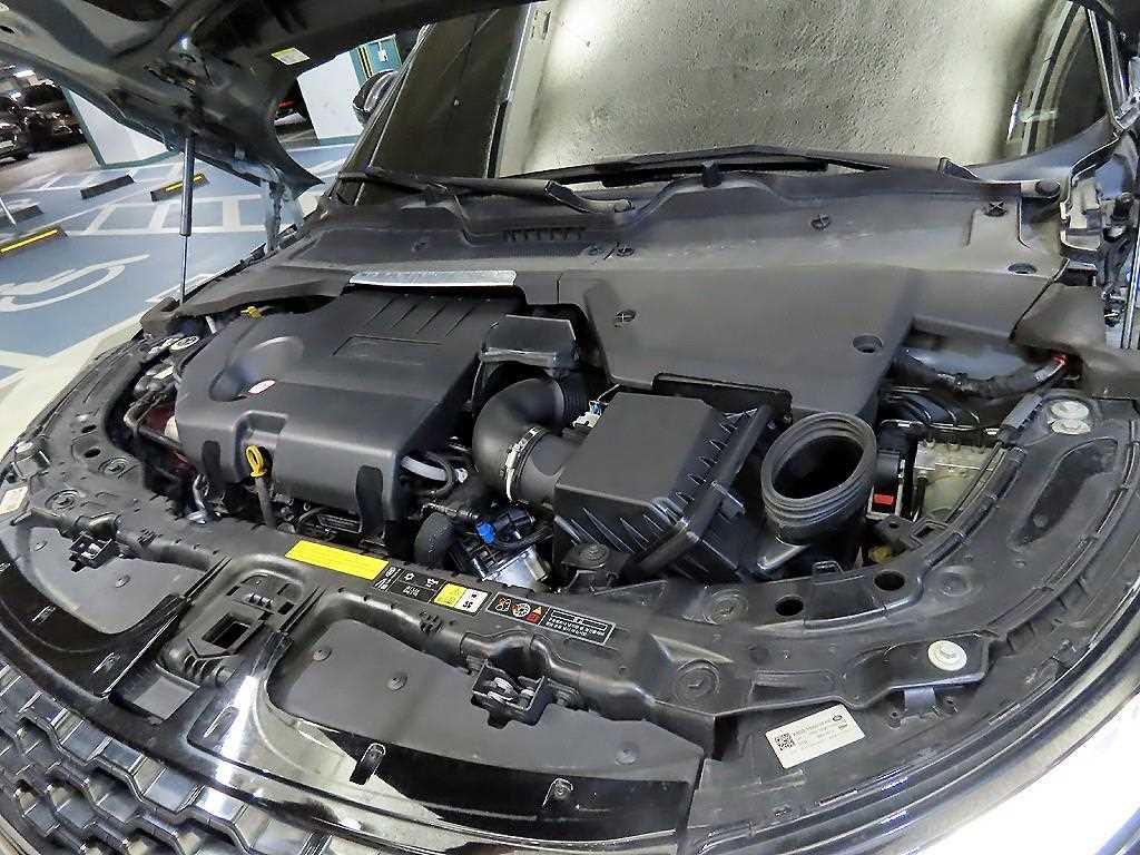 Land Rover Range Rover Evoque — photo 19