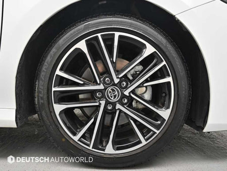 Toyota Camry — photo 05