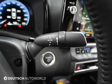Toyota Camry — photo 16