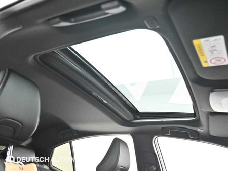 Toyota Camry — photo 18