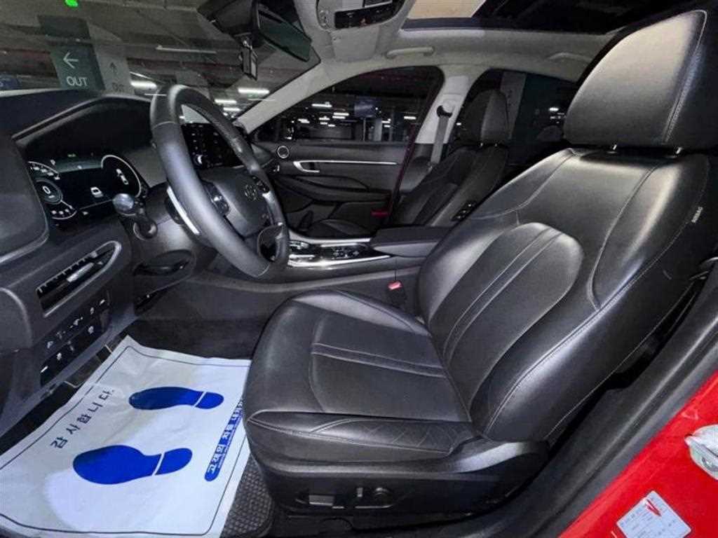 Hyundai Sonata — photo 06