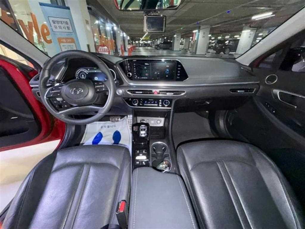 Hyundai Sonata — photo 10