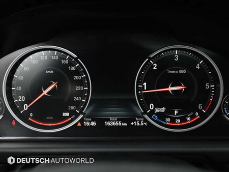 BMW 5-Series — photo 08