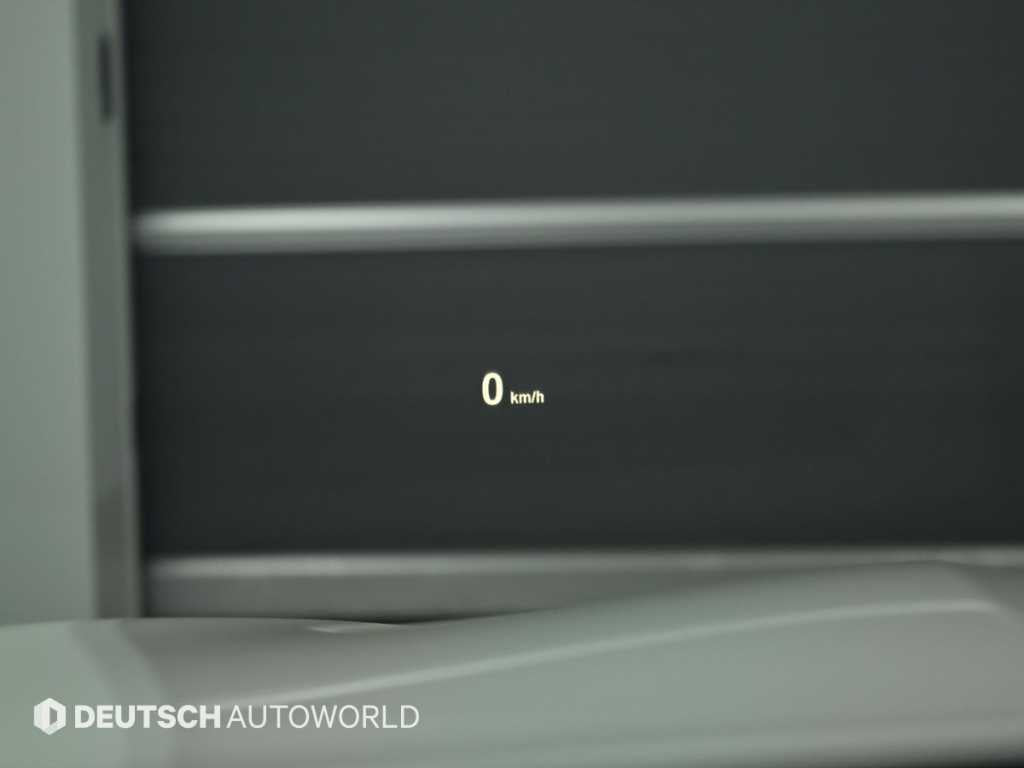 BMW 5-Series — photo 17