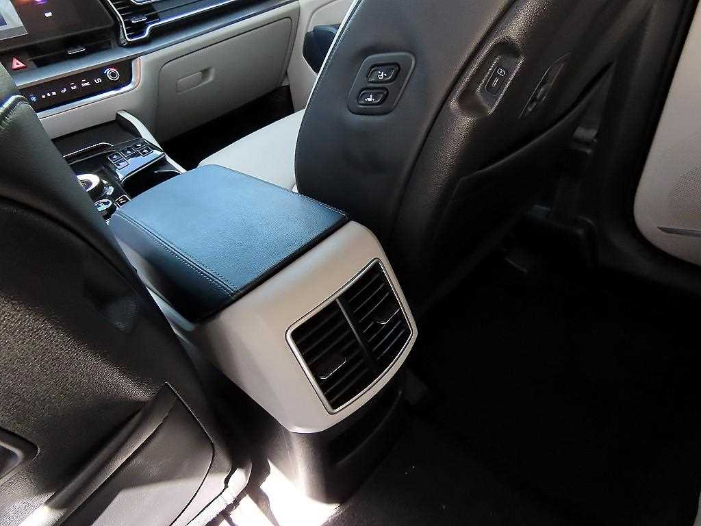 Kia Sportage — photo 15