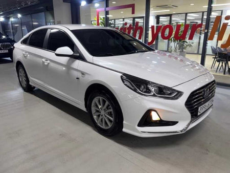 Hyundai Sonata — photo 02