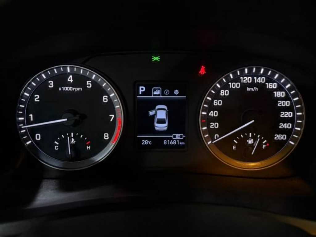 Hyundai Sonata — photo 13