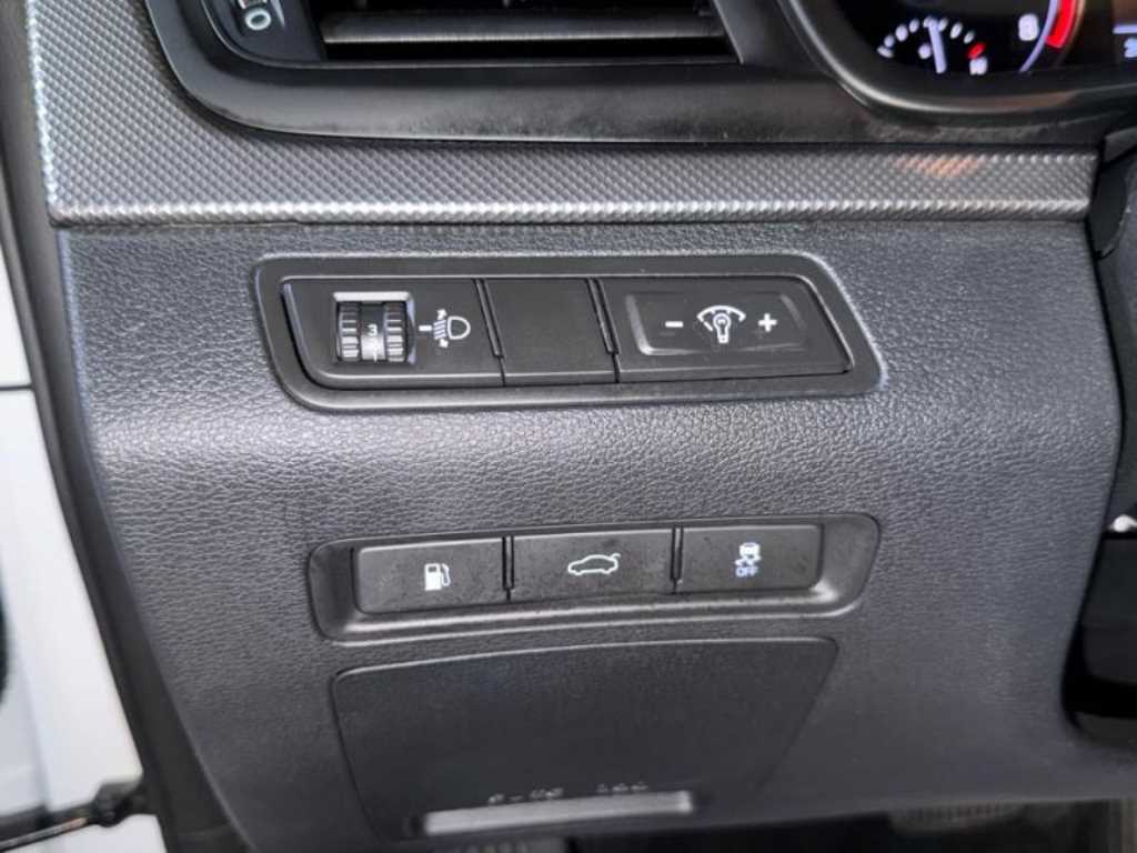 Hyundai Sonata — photo 16