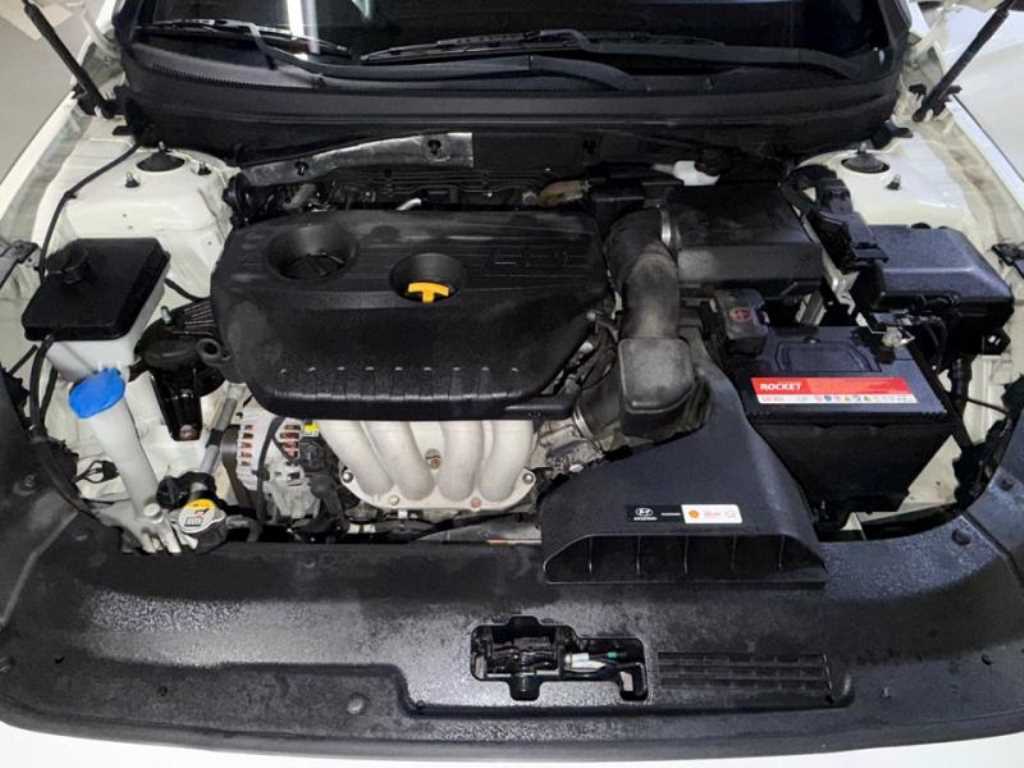 Hyundai Sonata — photo 19