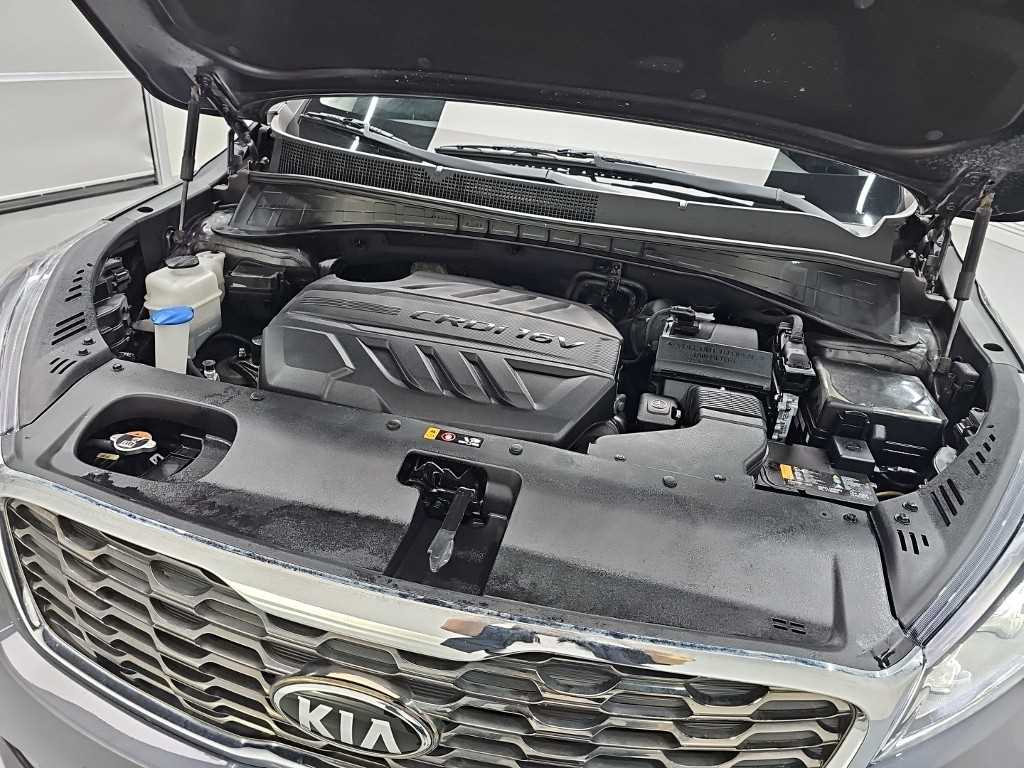 Kia Sorento — photo 05