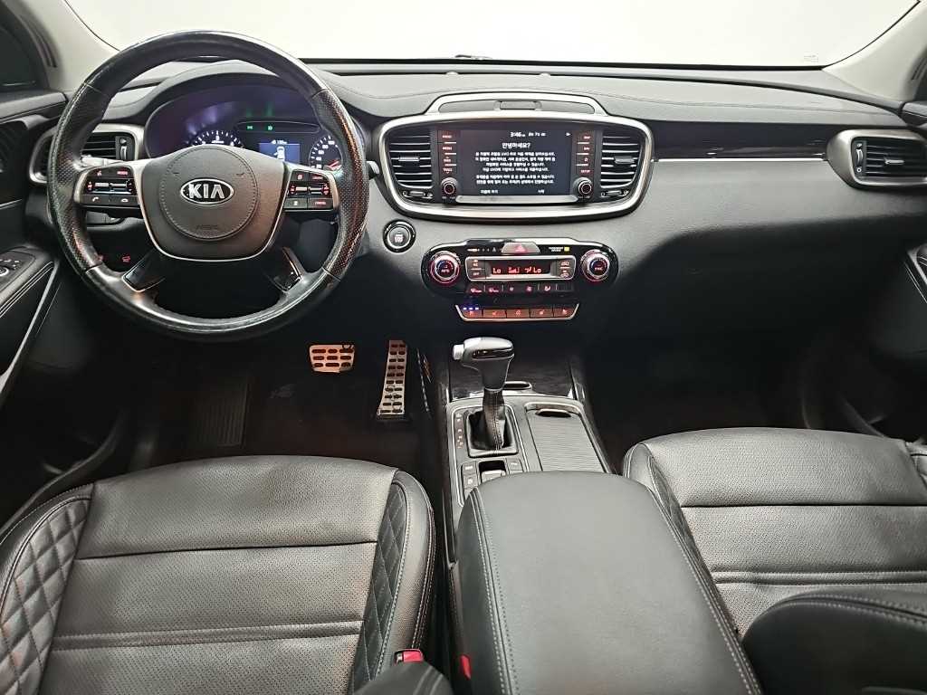 Kia Sorento — photo 07