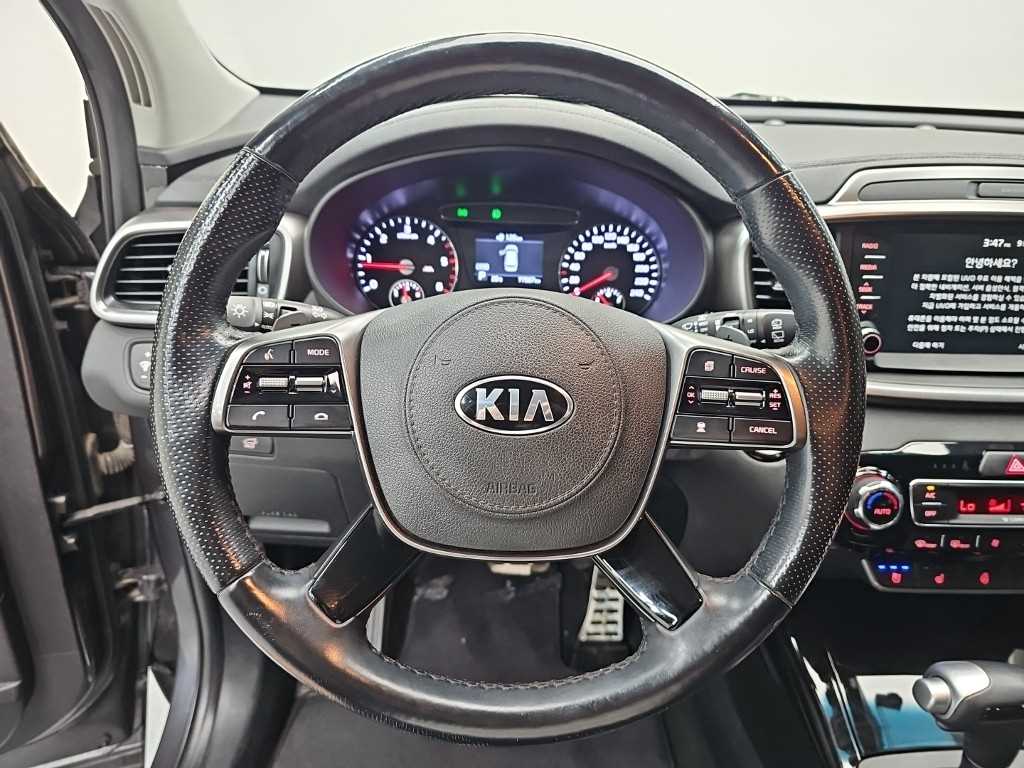 Kia Sorento — photo 09