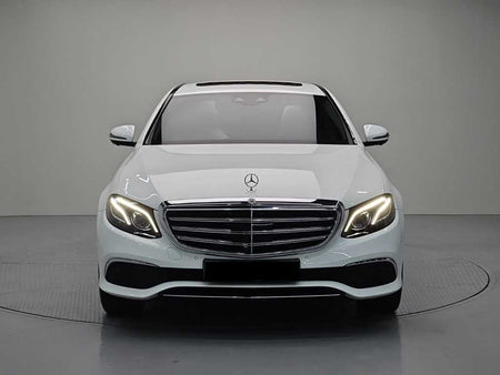Mercedes-Benz E-Class — photo 02
