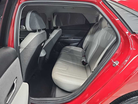 Hyundai Avante — photo 12