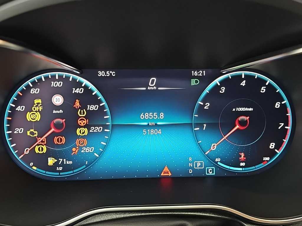 Mercedes-Benz GLC-Class — photo 06