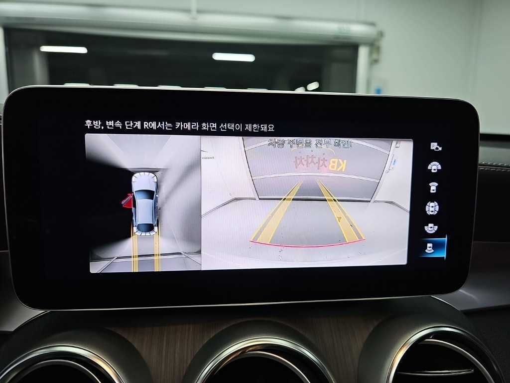 Mercedes-Benz GLC-Class — photo 16