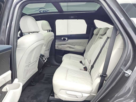 Kia Sorento — photo 11
