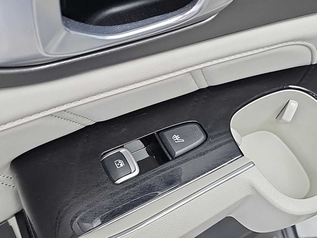 Kia Sorento — photo 13