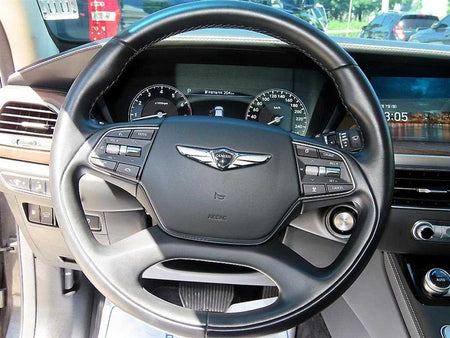 Genesis G90 — photo 08