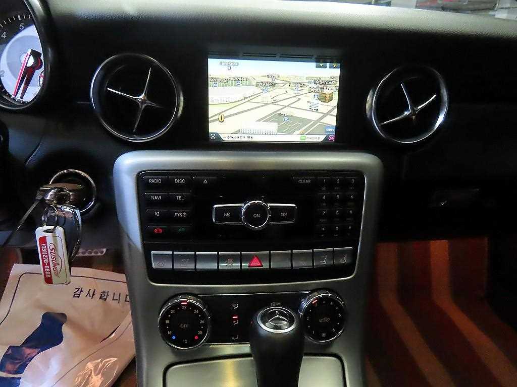 Mercedes-Benz SLK-Class — photo 15