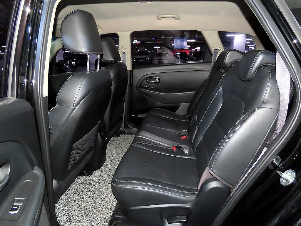 Kia Carens — photo 07