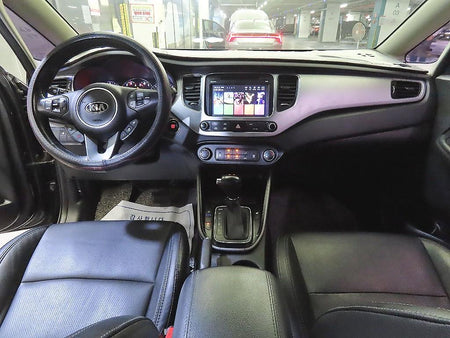 Kia Carens — photo 10