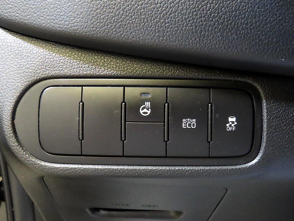 Kia Carens — photo 14