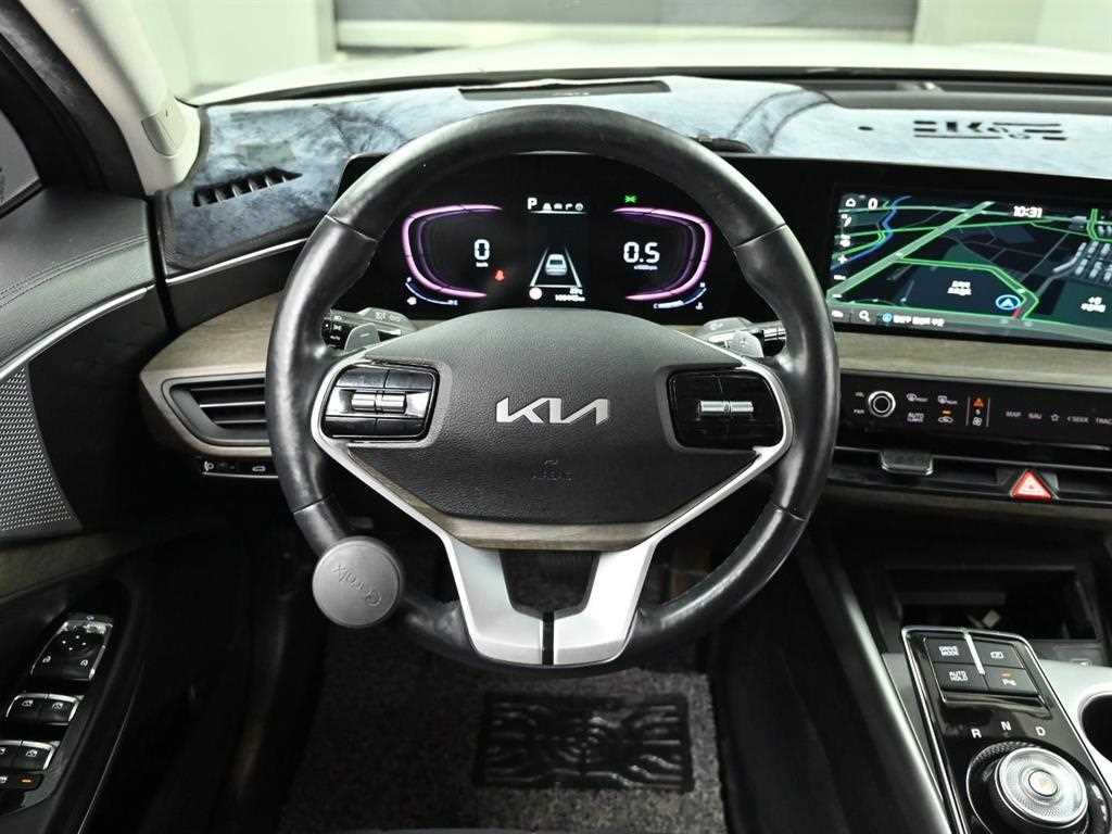 Kia K8 — photo 13