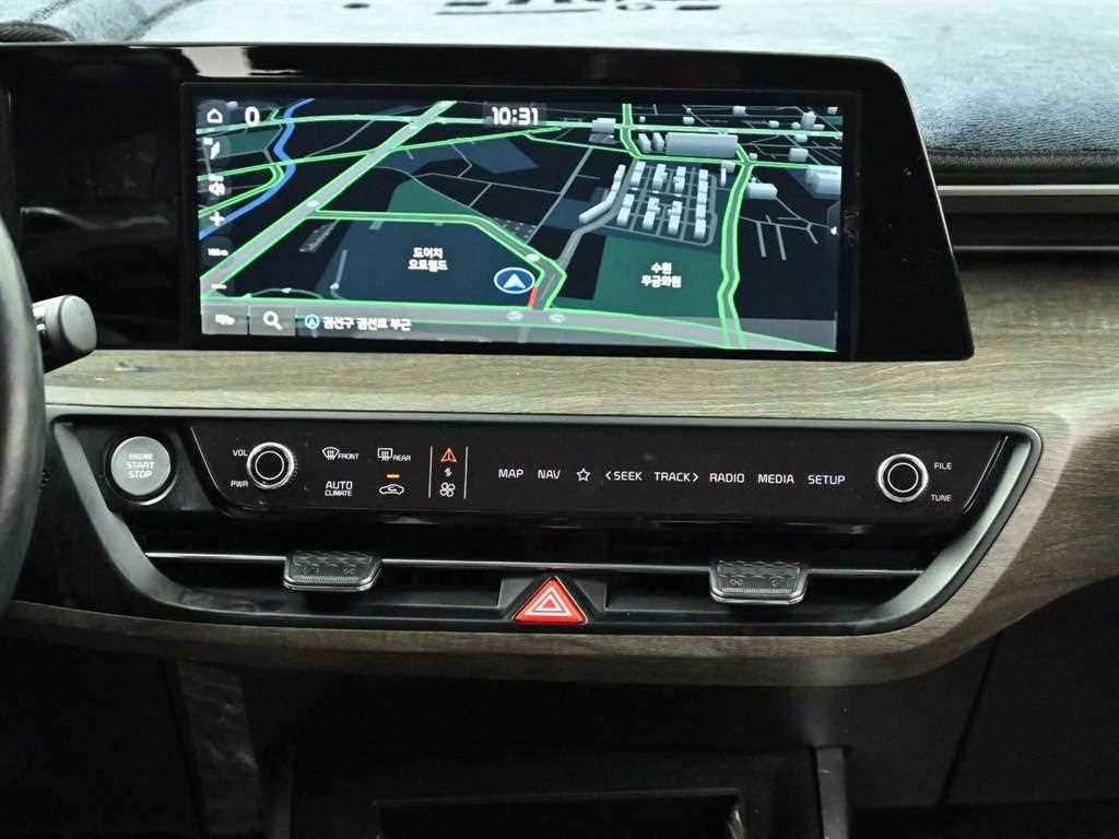 Kia K8 — photo 14