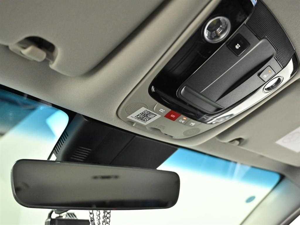 Kia K8 — photo 18