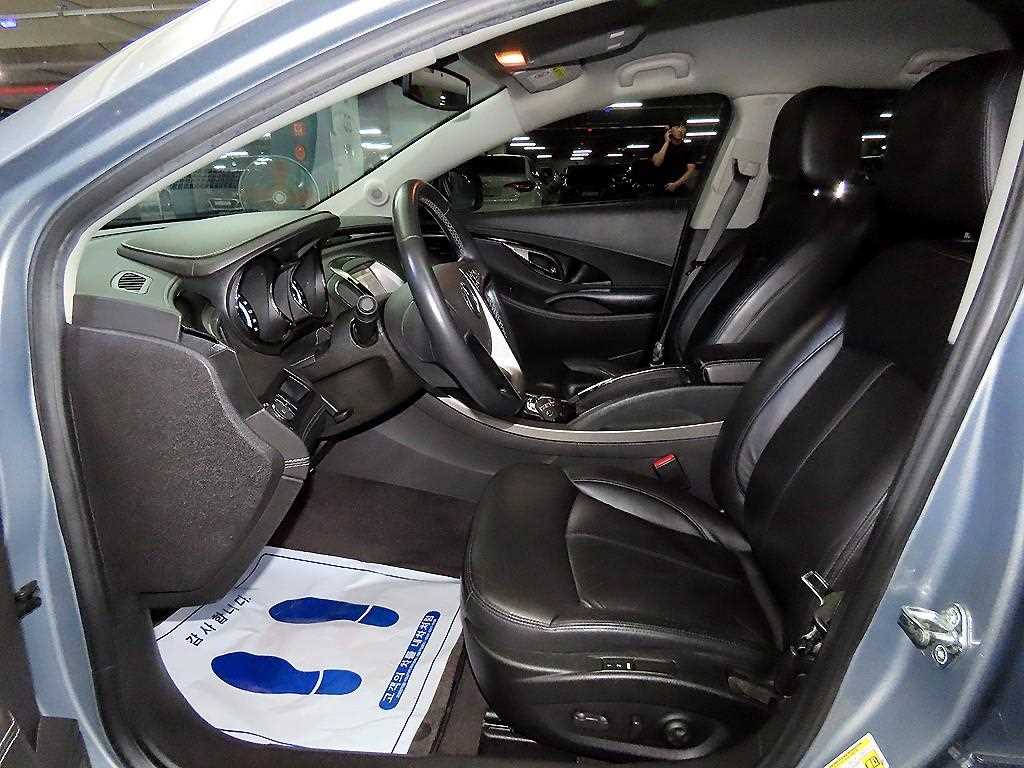CHEVROLET Alpheon — photo 06