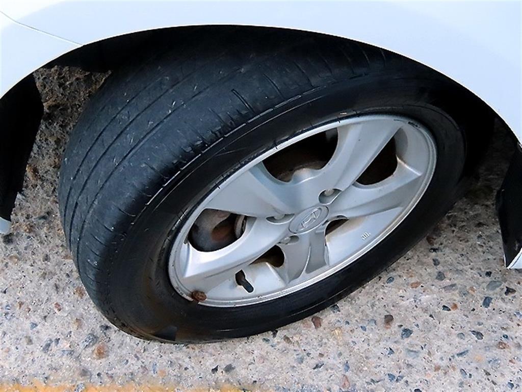 Hyundai Accent — photo 19