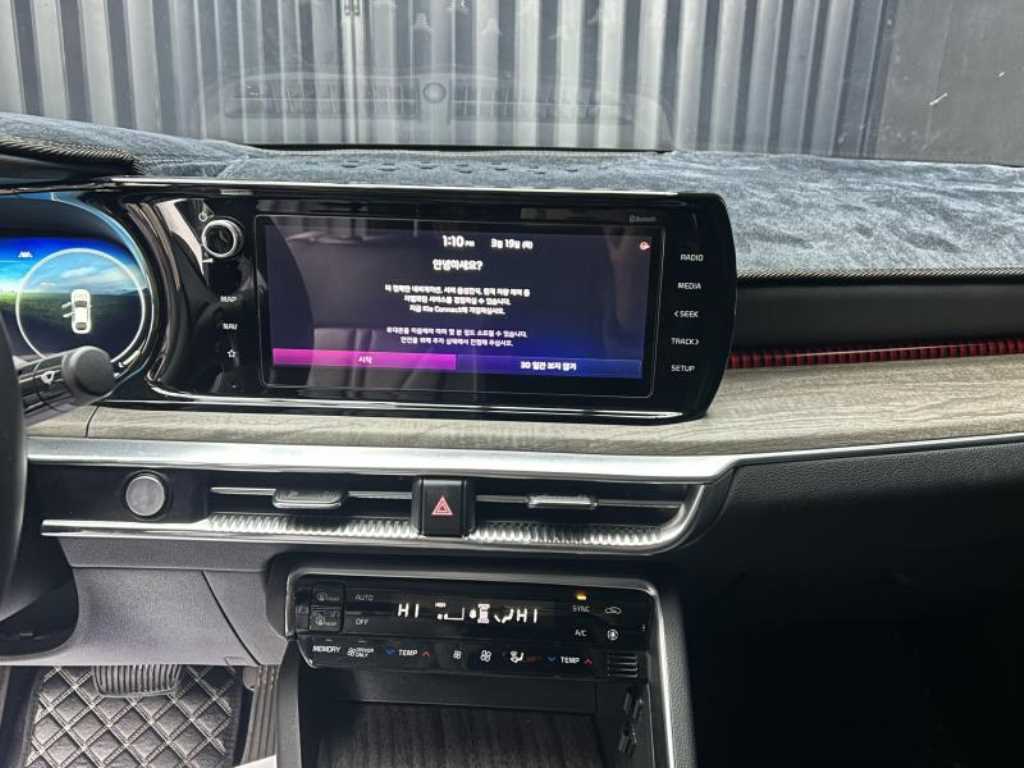 Kia K5 — photo 10