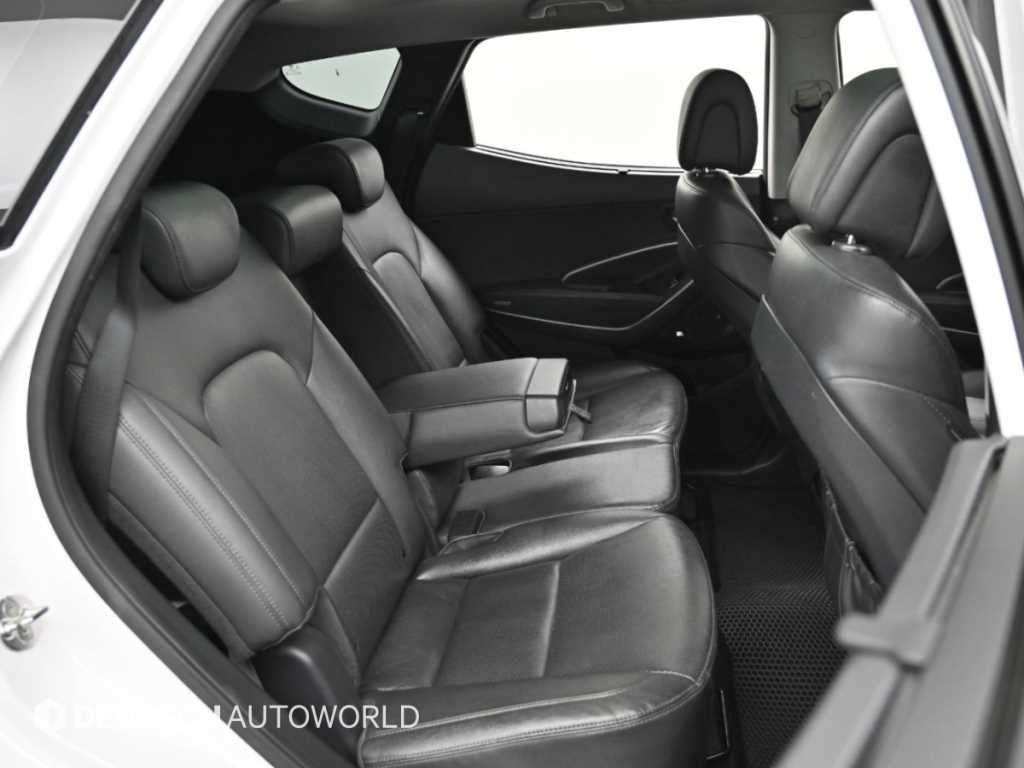 Hyundai Santafe — photo 12