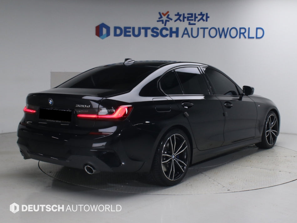 BMW 3-Series — photo 02