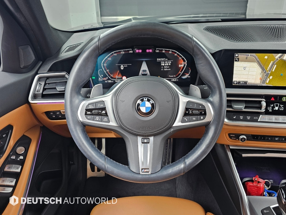 BMW 3-Series — photo 13