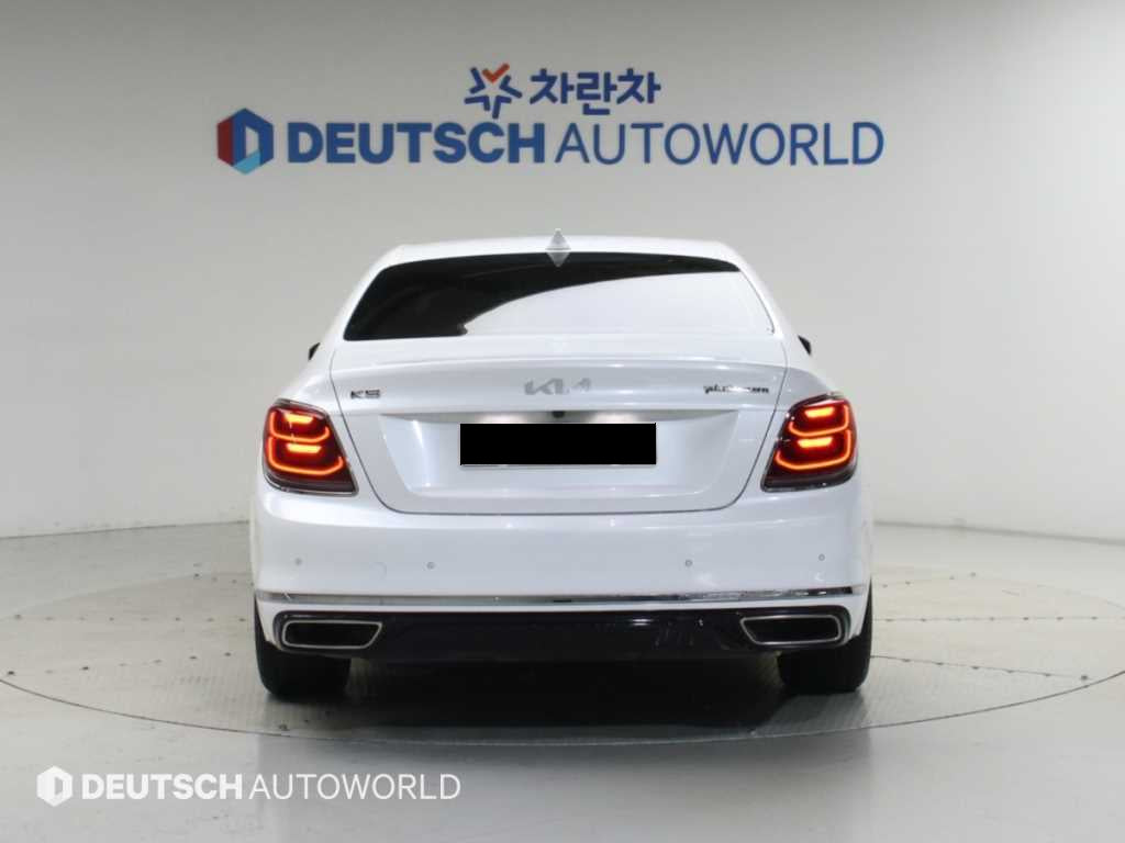 Kia K9 — photo 04